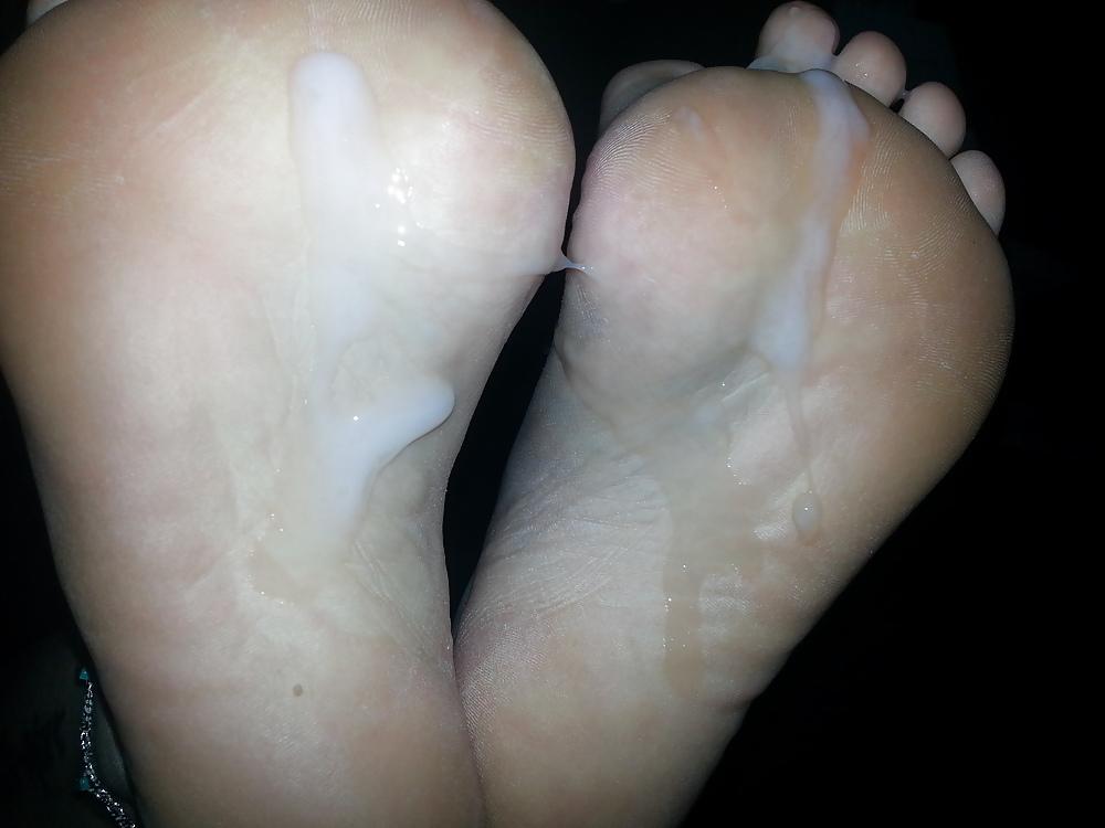 25P Footjob #2