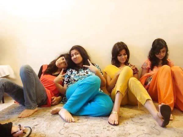 25P Desi beauty in SILK 2