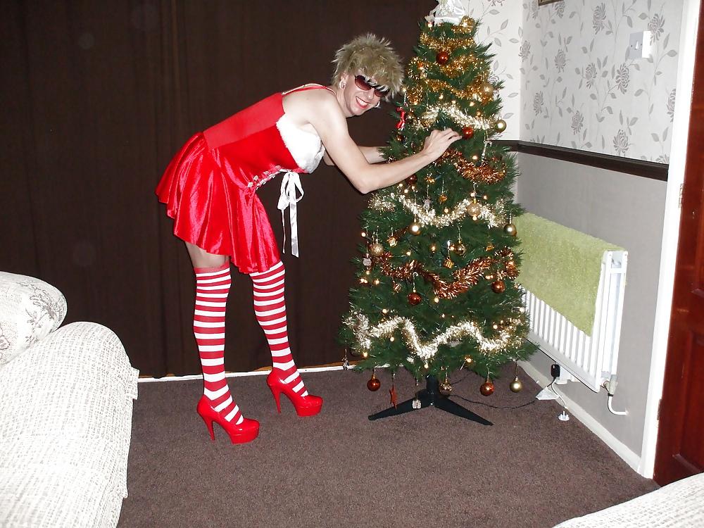 20P Happy Sissy Christmas