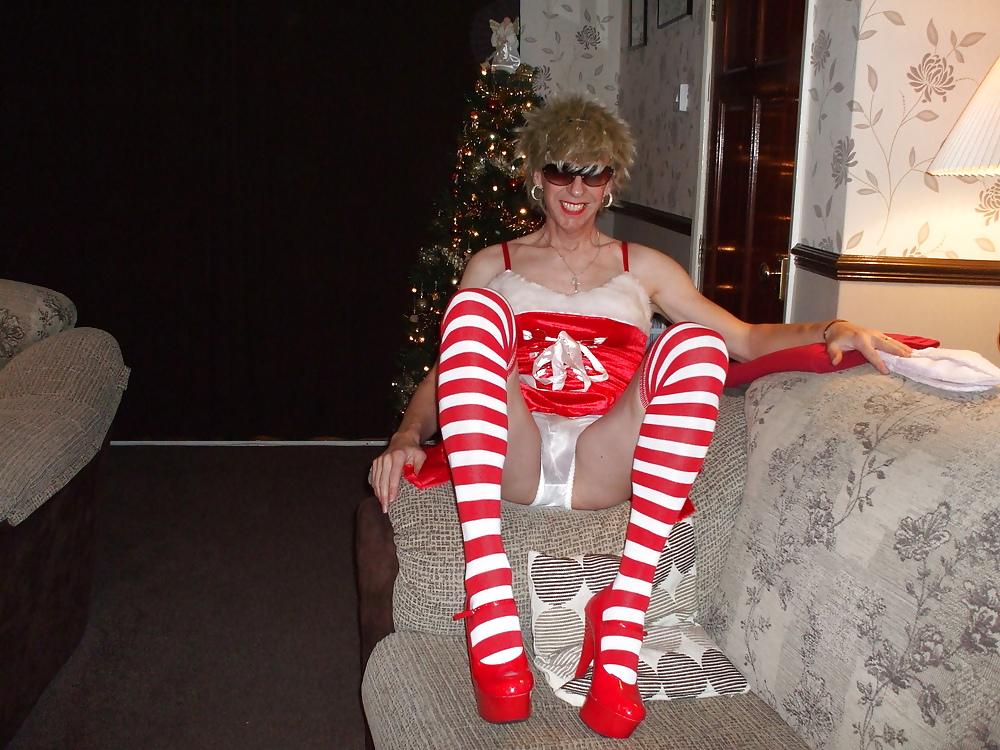 20P Happy Sissy Christmas