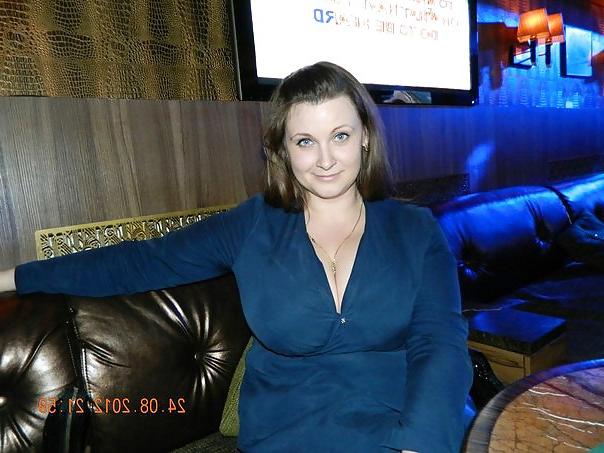 8P Busty Russian Woman 315