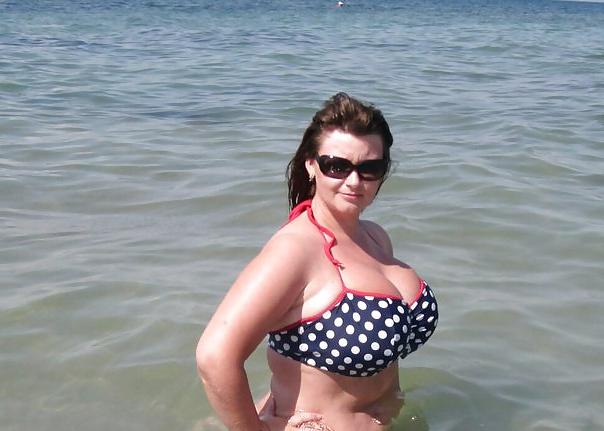 8P Busty Russian Woman 315
