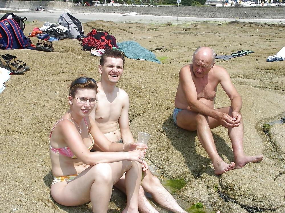 20P Oops bikini 10.