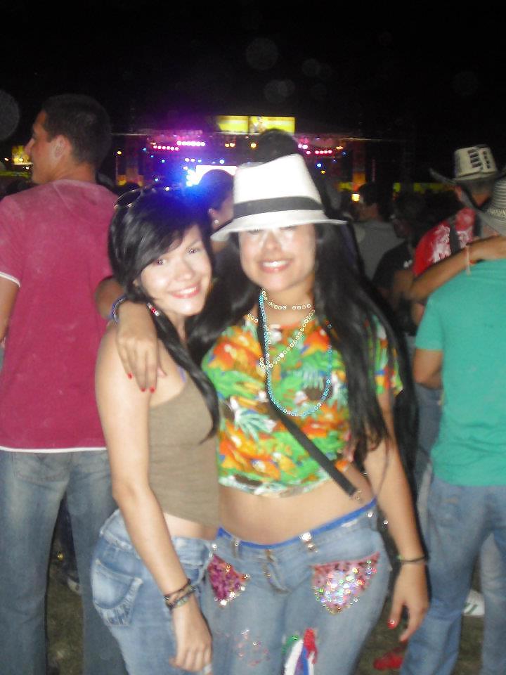 12P Colombian latina teen hot babe
