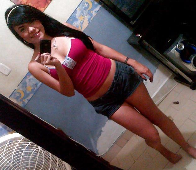 12P Colombian latina teen hot babe