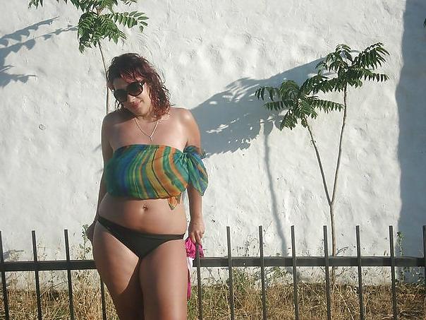 24P Busty Russian Woman 372