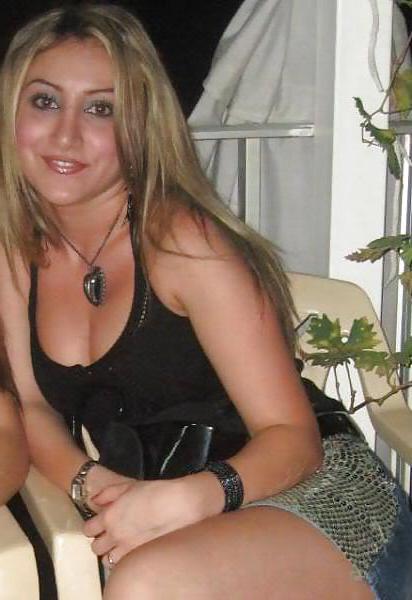 25P Arab Girls 13