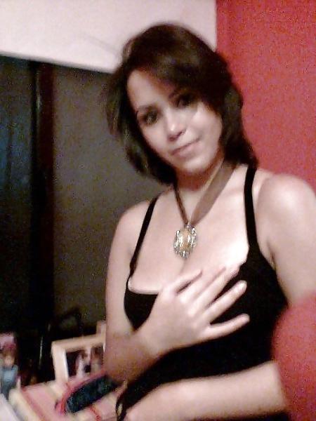 25P Arab Girls 13