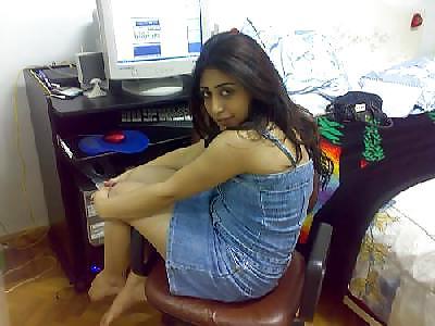 25P Arab Girls 13
