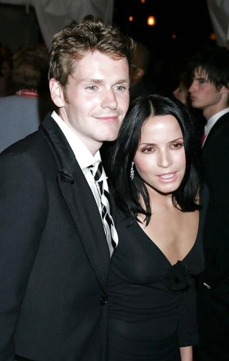 25P Singer Andrea Corr, oops, pokies, seethrough+other hot pics