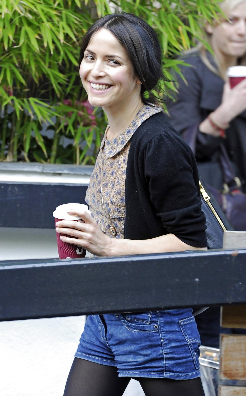 25P Singer Andrea Corr, oops, pokies, seethrough+other hot pics