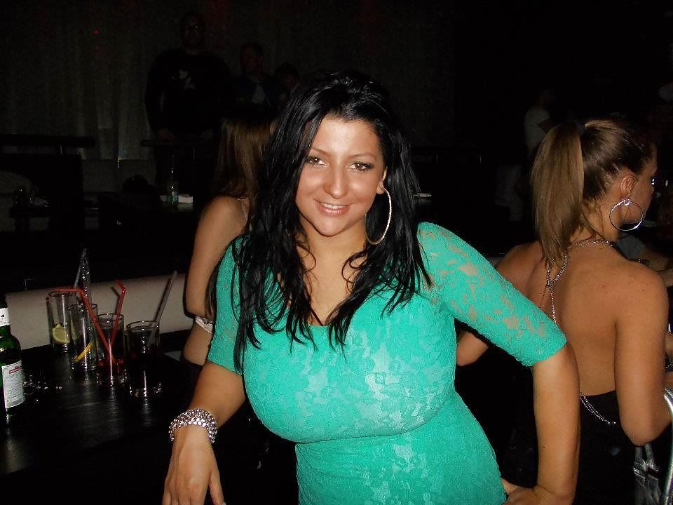 20P Not naked busty facebook women 1.