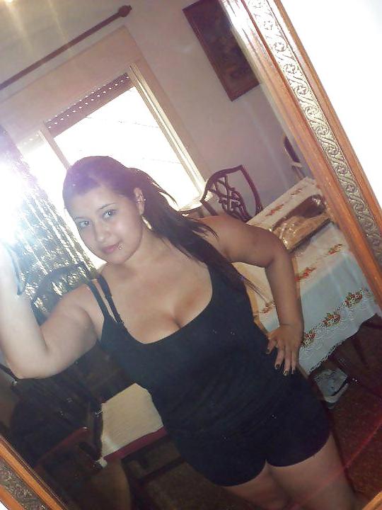 20P Not naked busty facebook women 1.