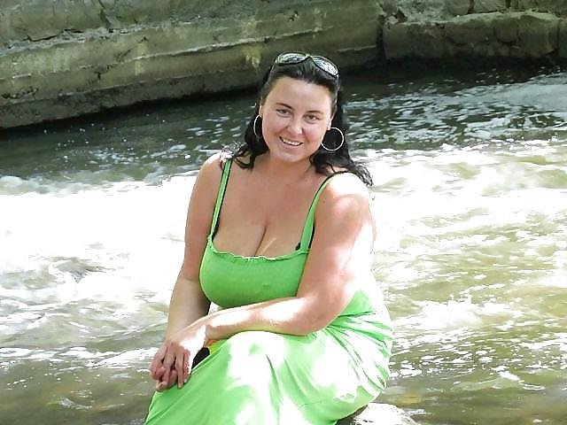 20P Not naked busty facebook women 1.