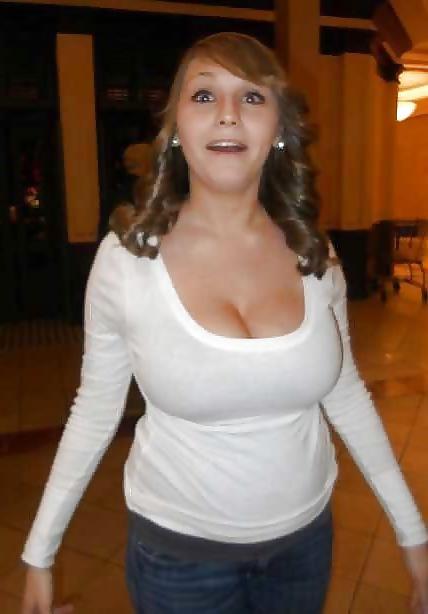 20P Not naked busty facebook women 2.