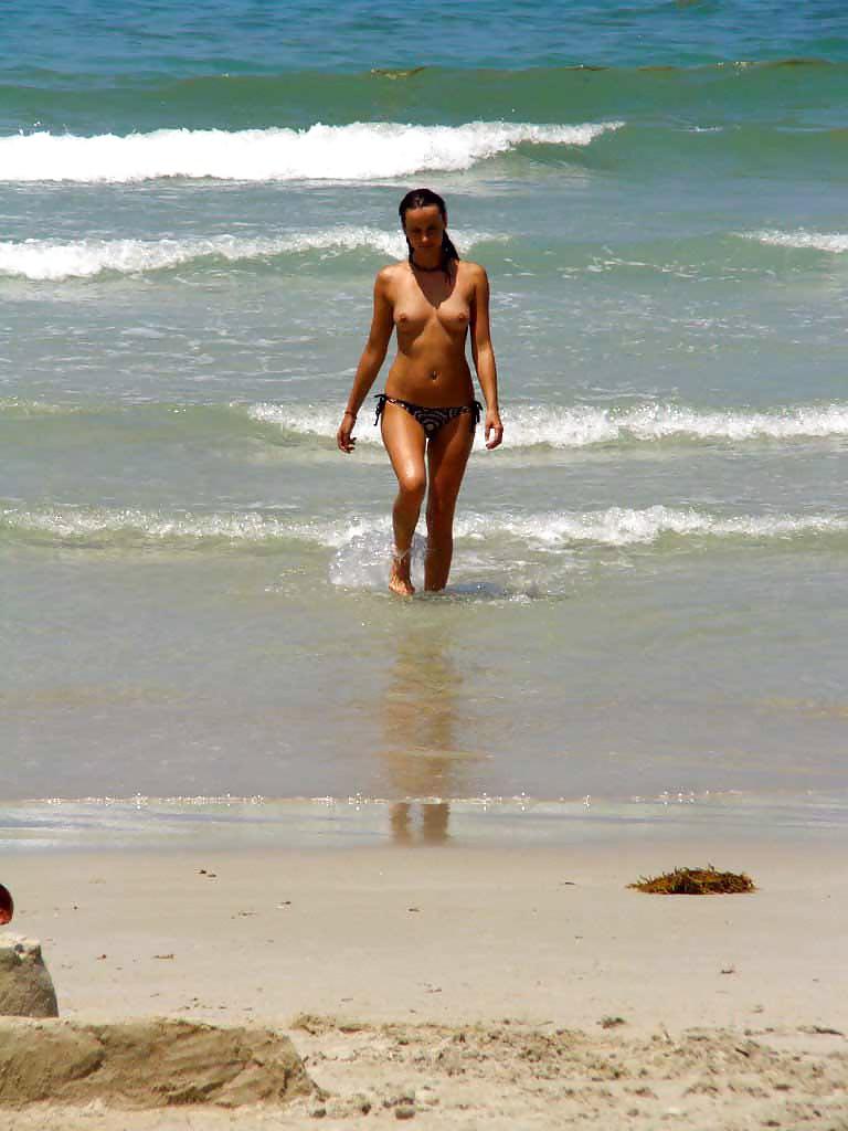 25P The beach 57