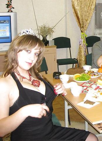 18P Busty Russian Woman 424