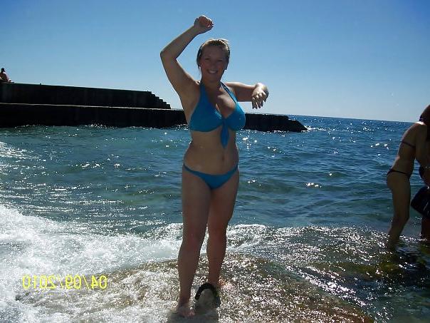 18P Busty Russian Woman 424