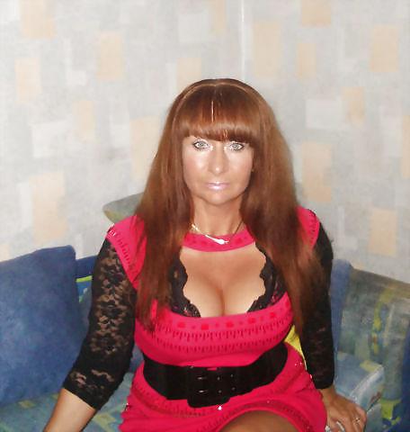 20P Busty Russian Woman 1513