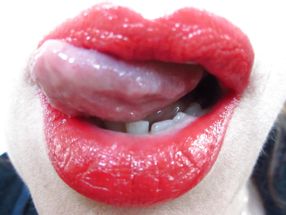 10P Big red lips on my cock