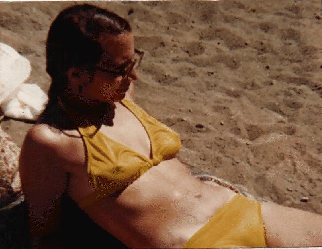 20P Oops bikini 8.