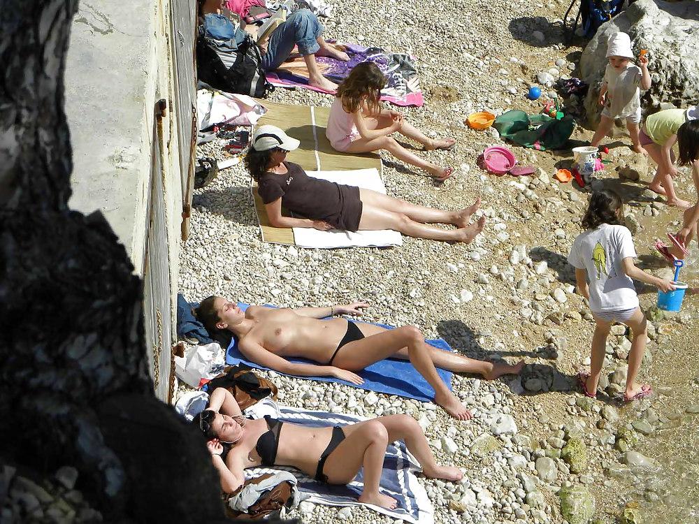 25P The beach 94