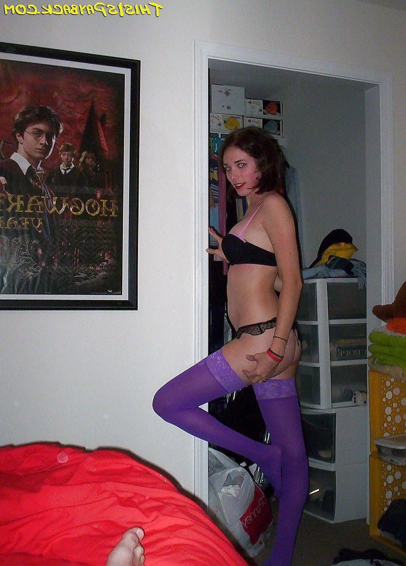 25P Hot hairy teen loves to suck her bfs cock