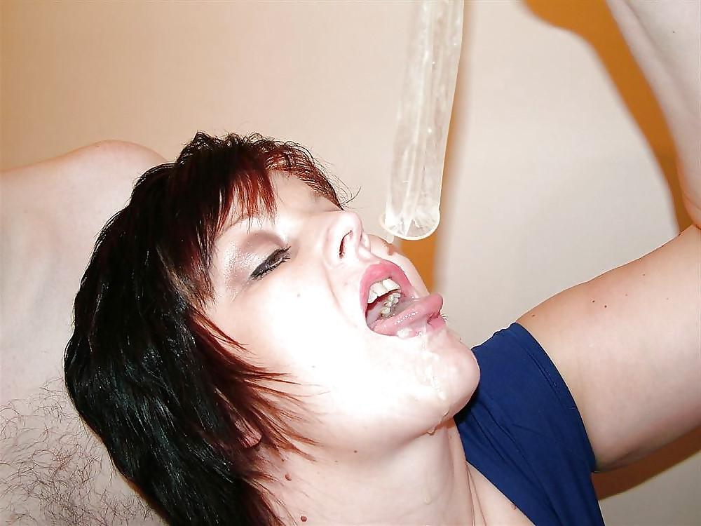 25P Sucking the Rubber Oyster - Condom Fun