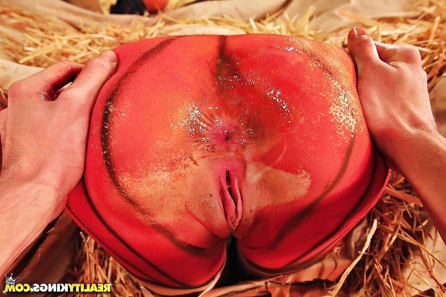 25P Happy halloween To The porn Lovers