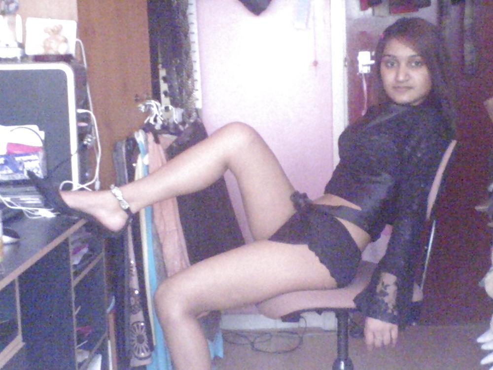 12P Desi slut from london 10