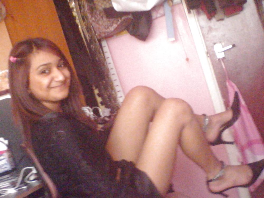 12P Desi slut from london 10