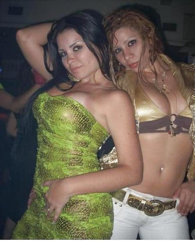 15P Venezuelan woman: manuela