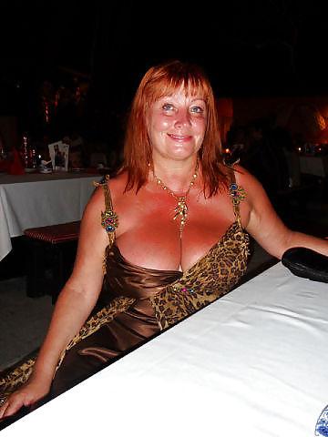 16P Busty Russian Woman 1440
