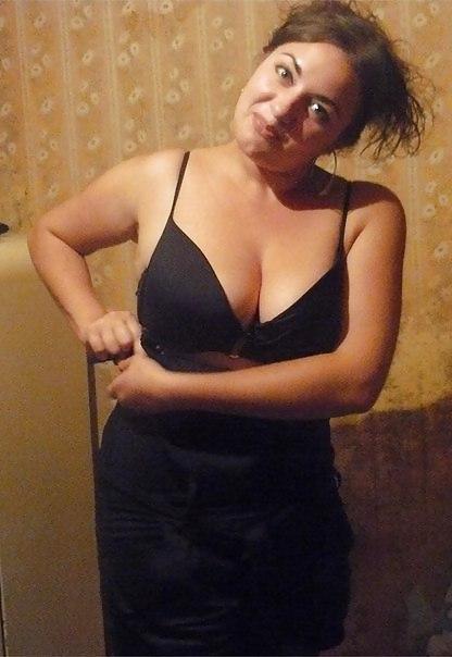 13P Busty Russian Woman 518