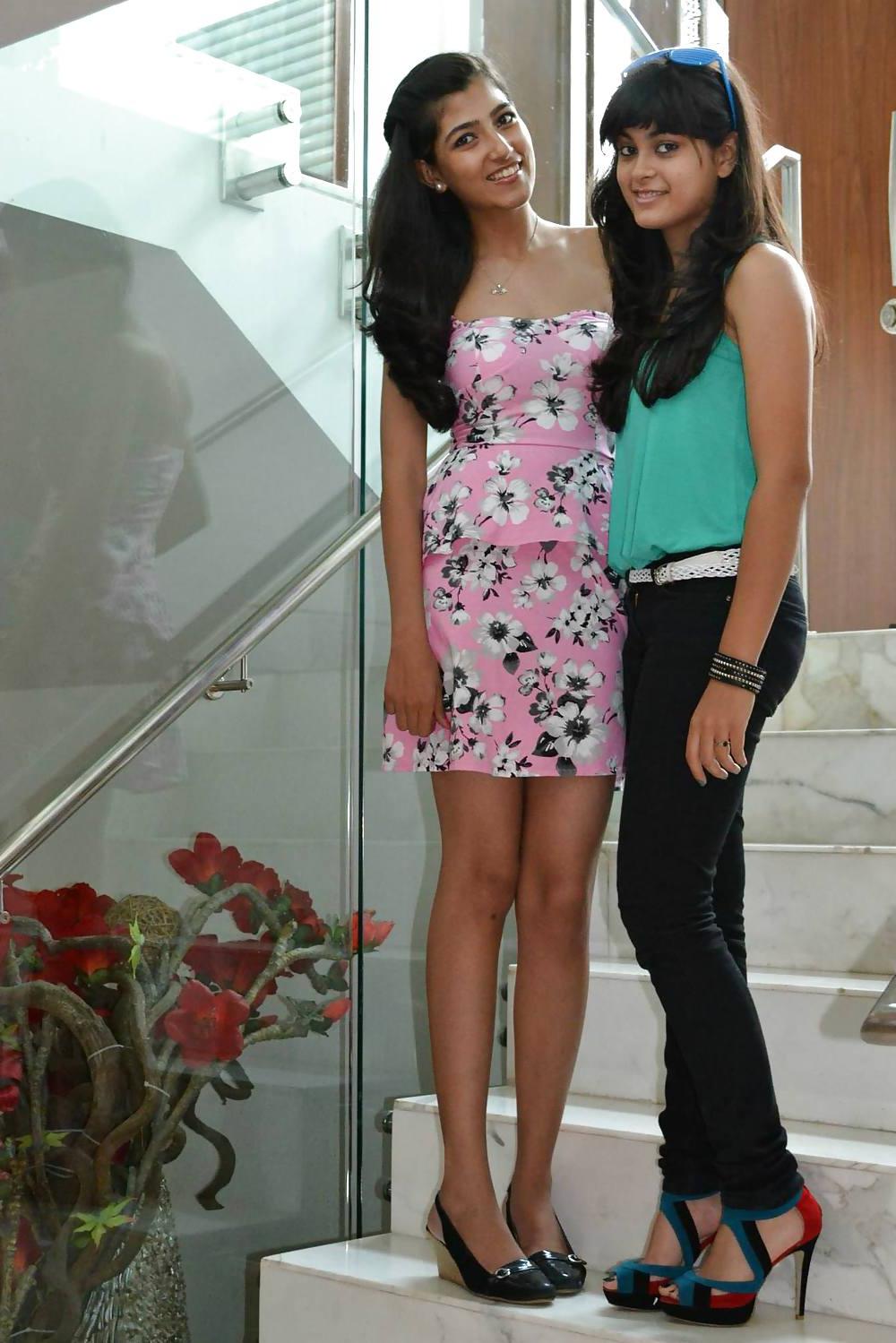 15P How would you fuck these desi sluts 