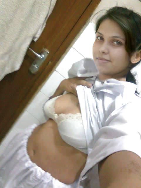 12P Sexy Desi Girl
