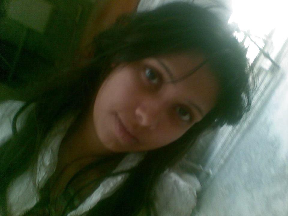 12P Sexy Desi Girl