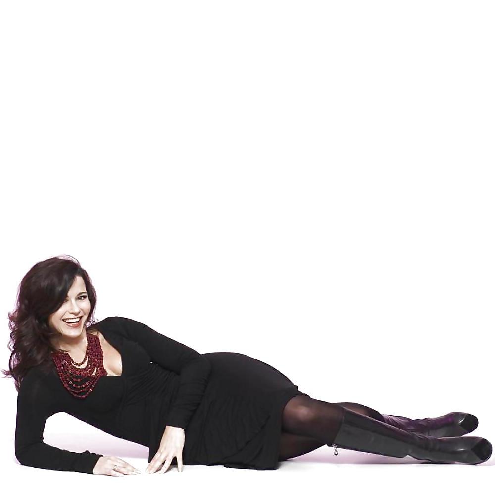 12P MATURE MILF DRESSED TO THRILL GET YOU HORNY