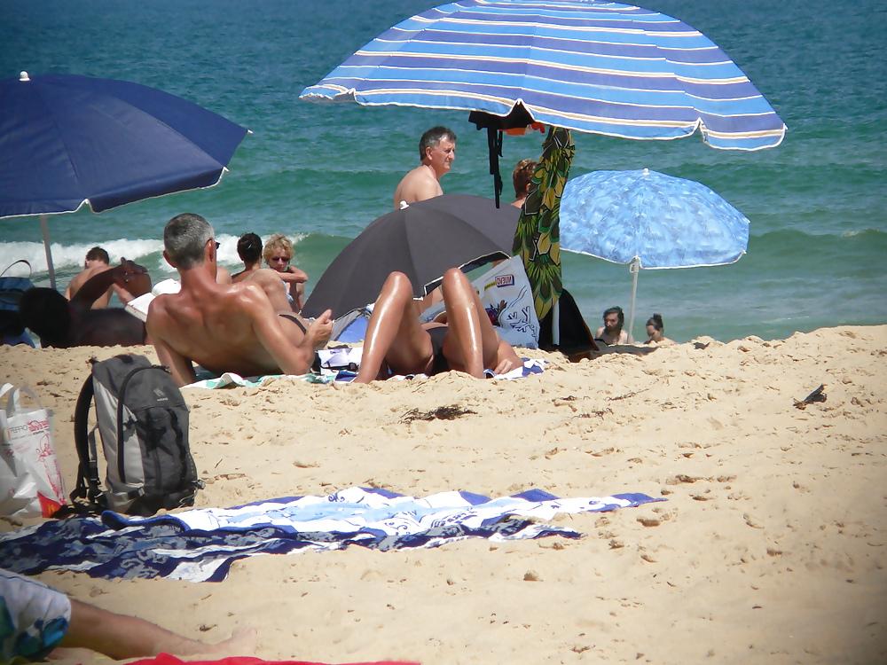 5P Mature beach topless