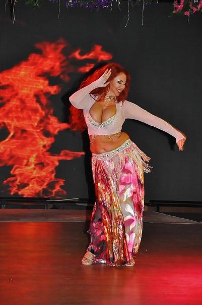 18P Busty Russian Woman 1410