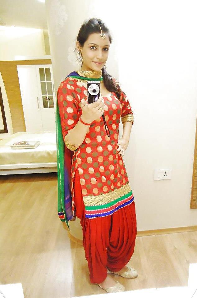 25P Desi girls