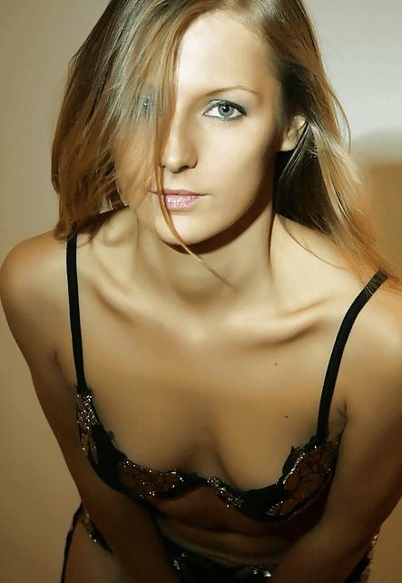 15P Femme Fatale #12