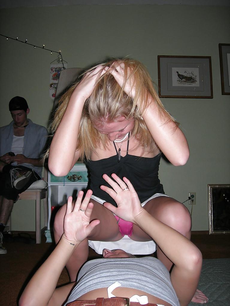 25P Upskirt oops