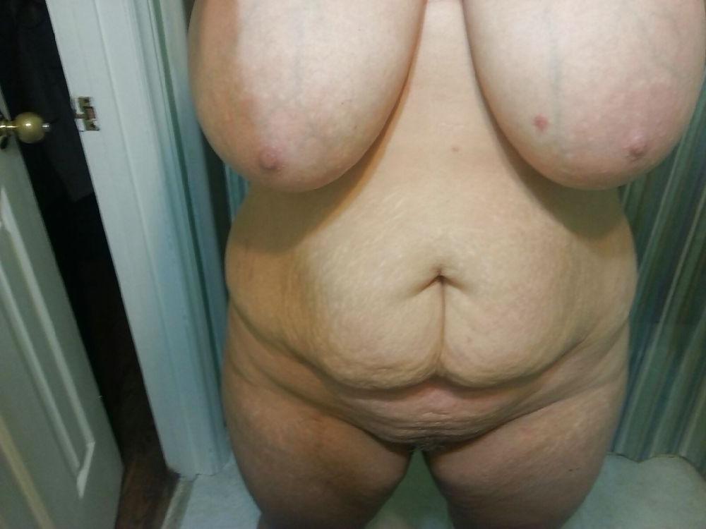 7P Beth Self Shot