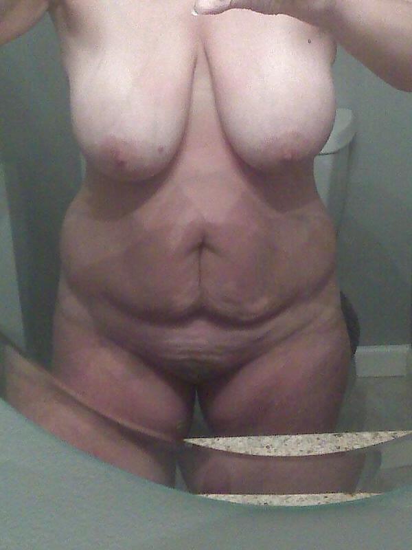 7P Beth Self Shot