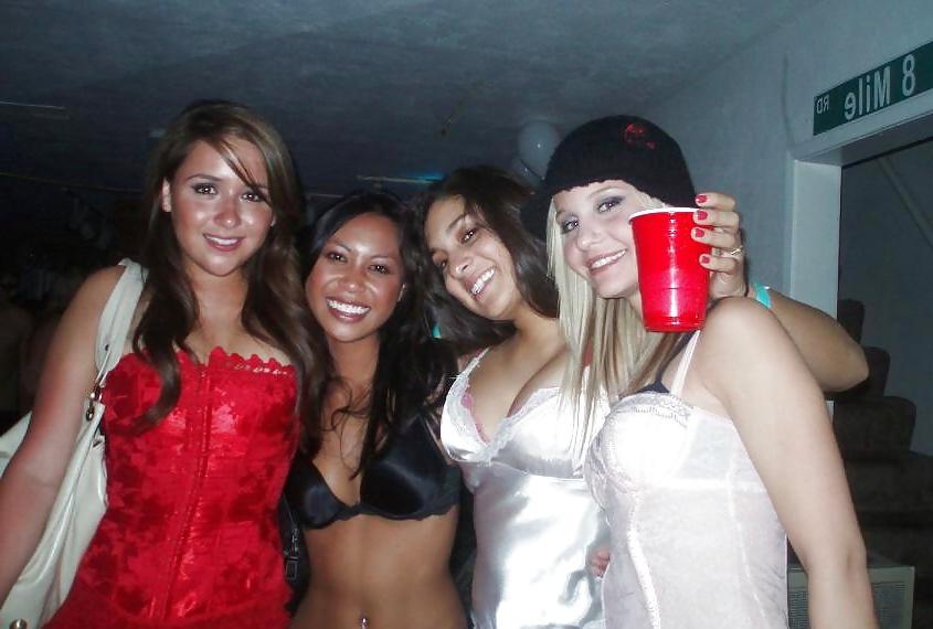 25P Satin girls (Some Kissing)