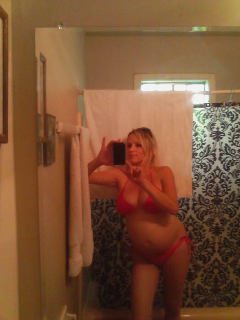 25P Blonde Wife Self Shots
