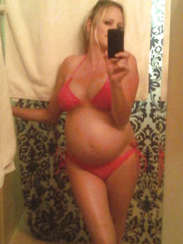 25P Blonde Wife Self Shots