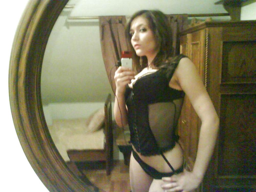 25P Amateur Self Shots