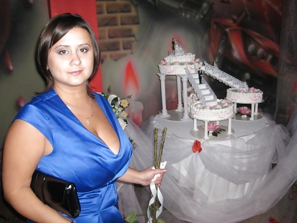 21P Busty Russian Woman 1302